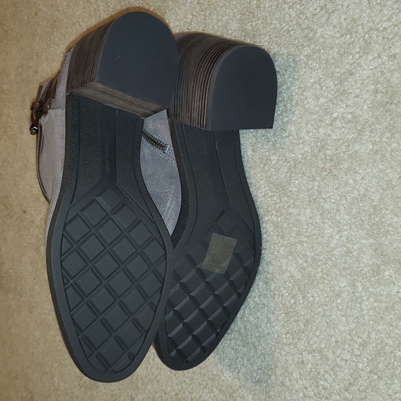 Michael Kors booties - Picture 5 of 8